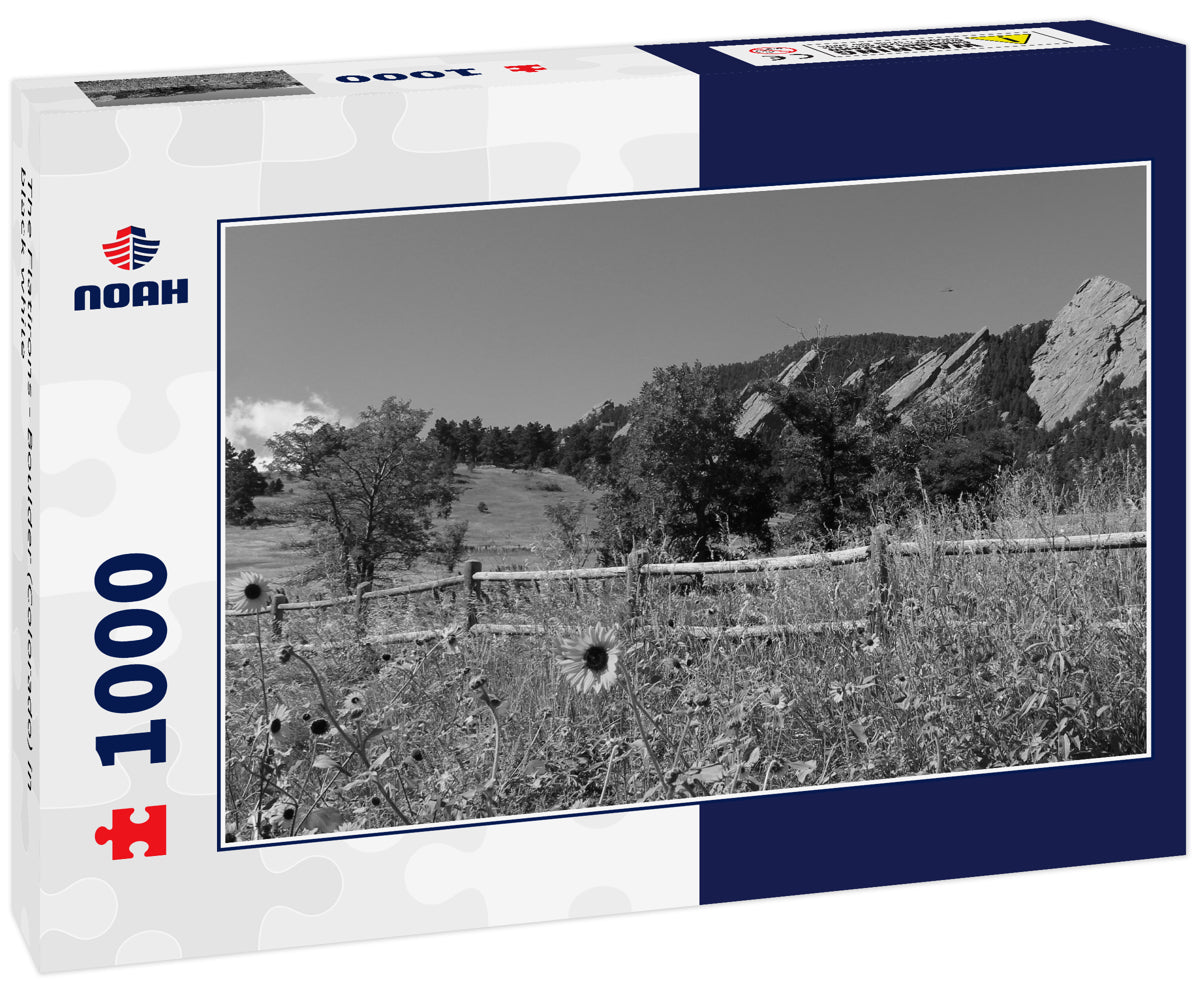 The Flatirons - Boulder (Colorado) in black white