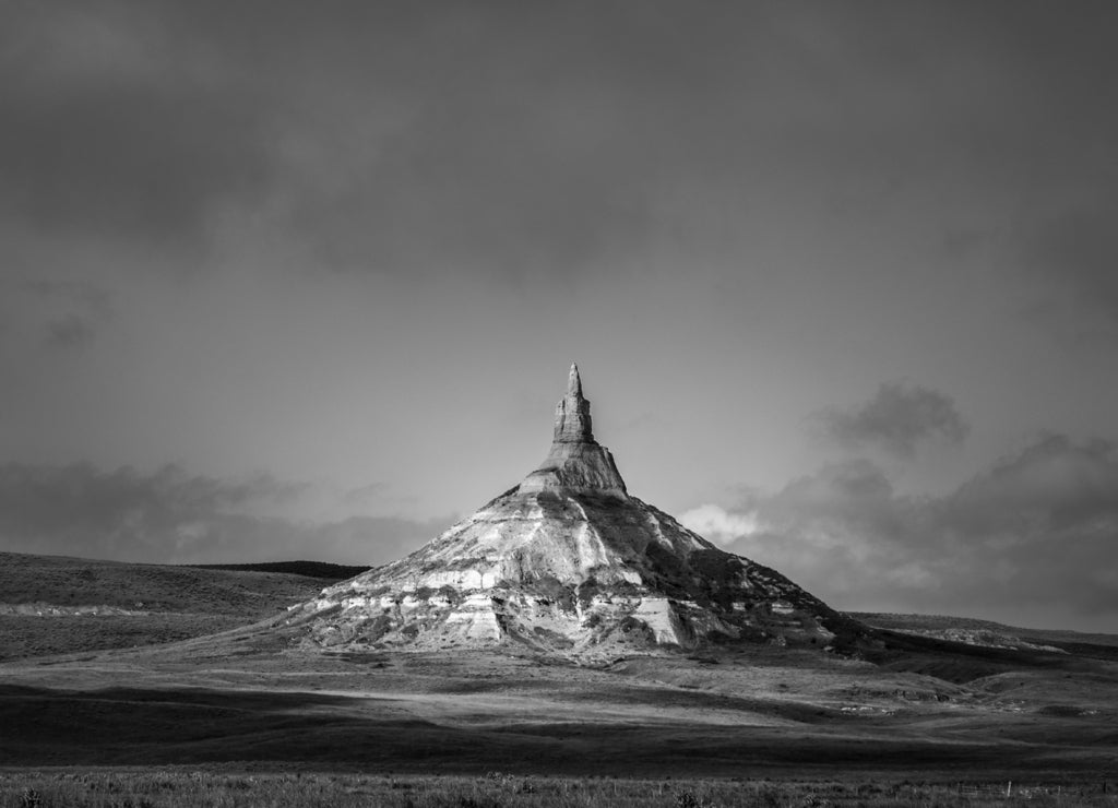 Black and White Chimney Rock National Historic Site, Western Nebraska in black white
