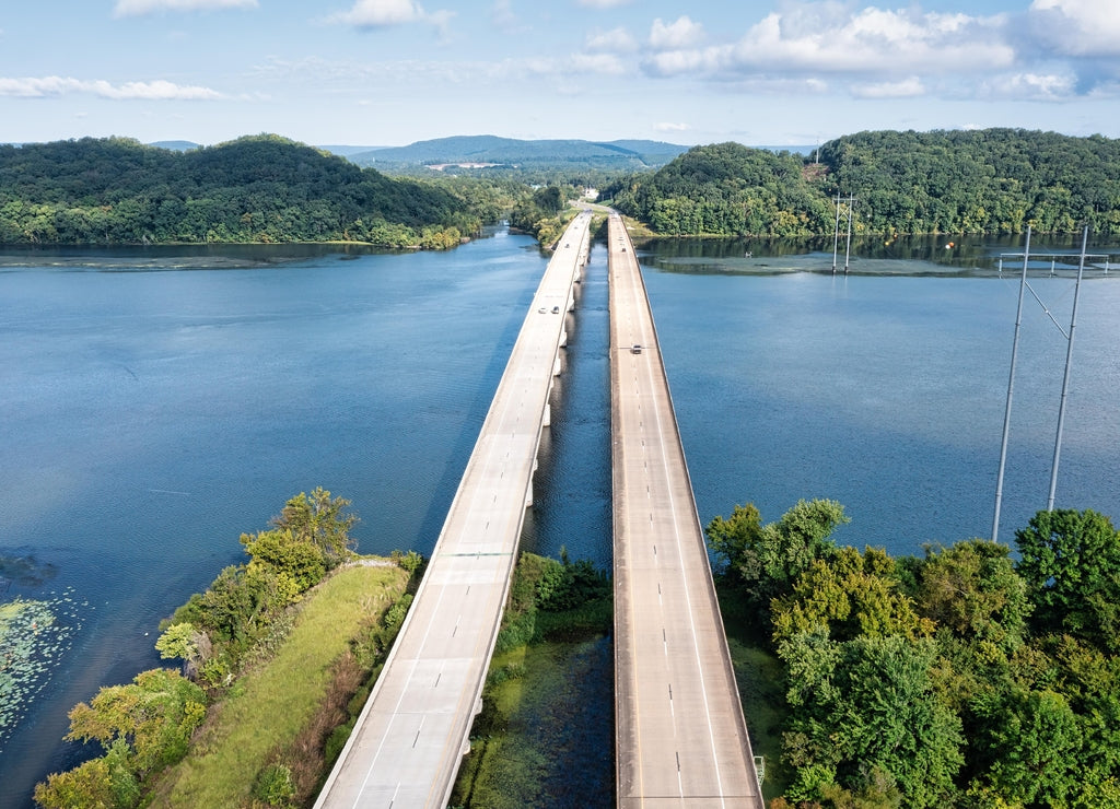 Ariel view of traffic on a bridge crossing the Tennessee River in Scottsboro Alabama