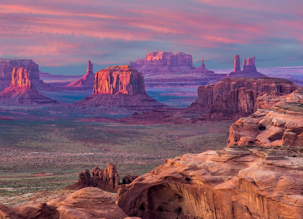 Hunts Mesa Sunset - Hunts Mesa is a rock formation located in Monument Valley, south of the border between Utah and Arizona and west of the border between Arizona's Navajo County and Apache County