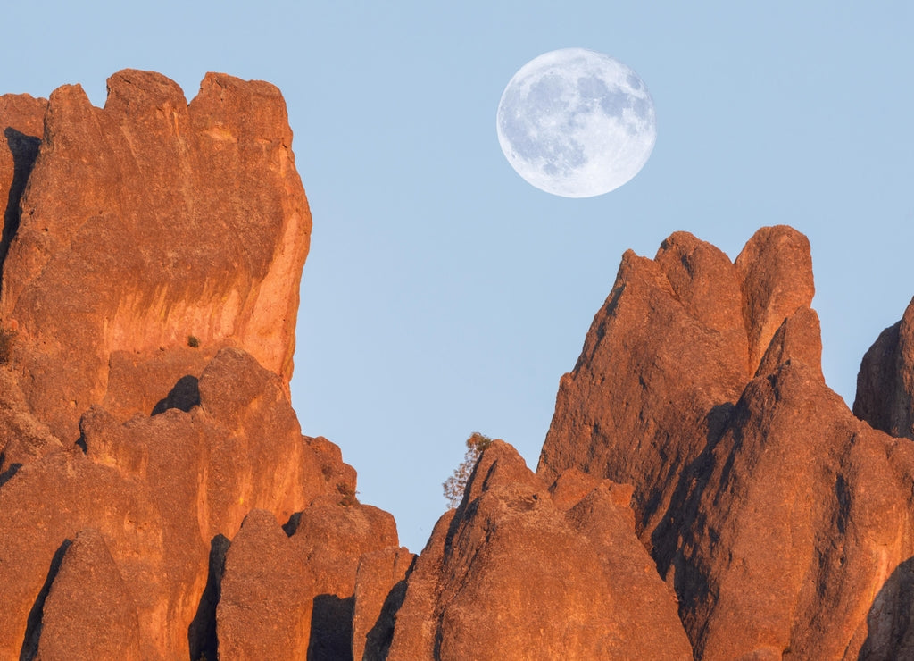 Full moon over High Peaks. Pinnacles National Park, California, USA