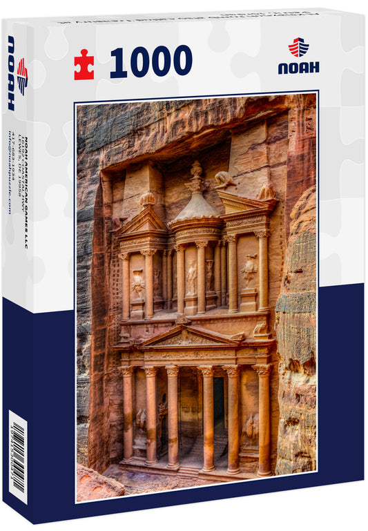 Al Khazneh tomb also called Treasury at Petra, Jordan