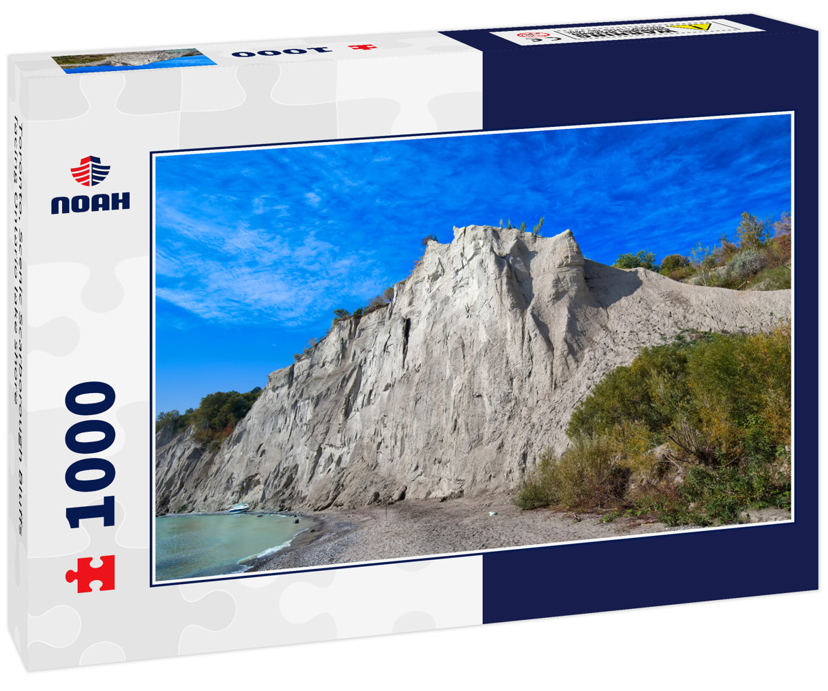 Toronto, Scenic Scarborough Bluffs facing Ontario lake shore