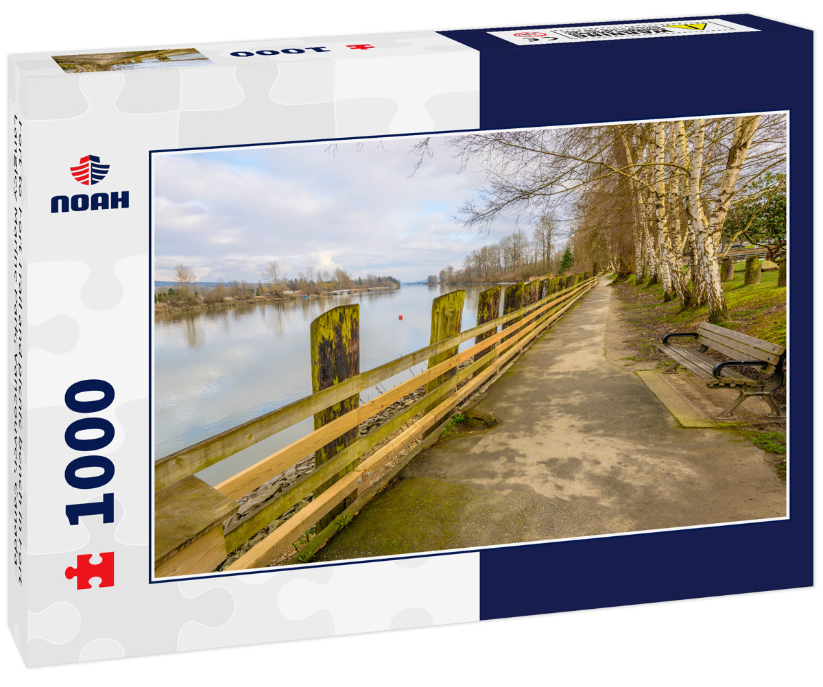 Fort-to-Fort Trail and picnic bench in Fort Langley Marine Park, Vancouver, Canada