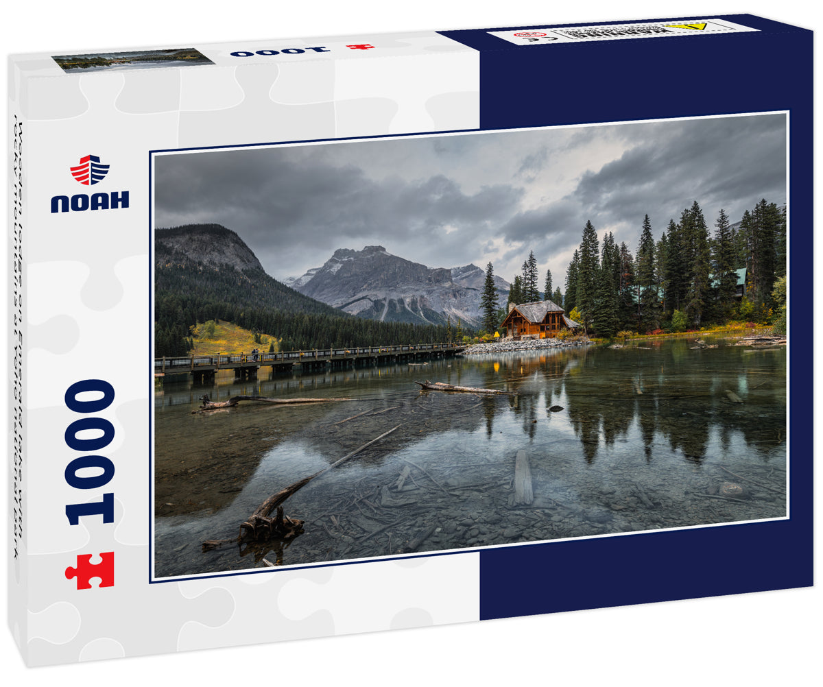 Wooden lodge on Emerald lake with rocky mountains at Yoho national park