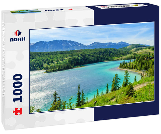 Emerald lake by South Klondike highway, Yukon territory, Canada