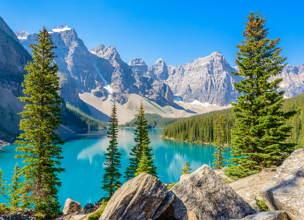 Majestic mountain lake in Canada. Moraine Lake in Alberta, Canada