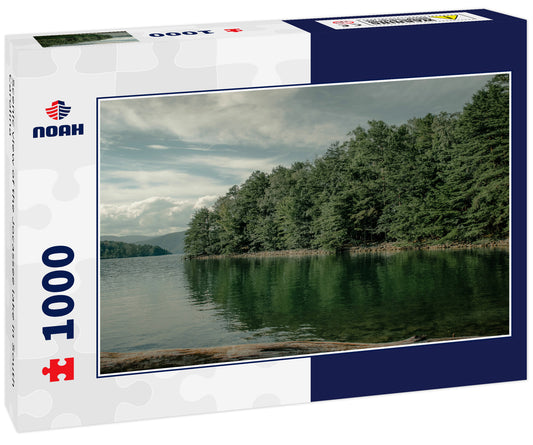 Scenic view of the Jocassee lake in South Carolina