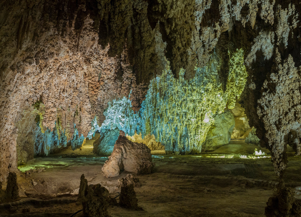 USA, New Mexico, Carlsbad Caverns. Scenic of cavern