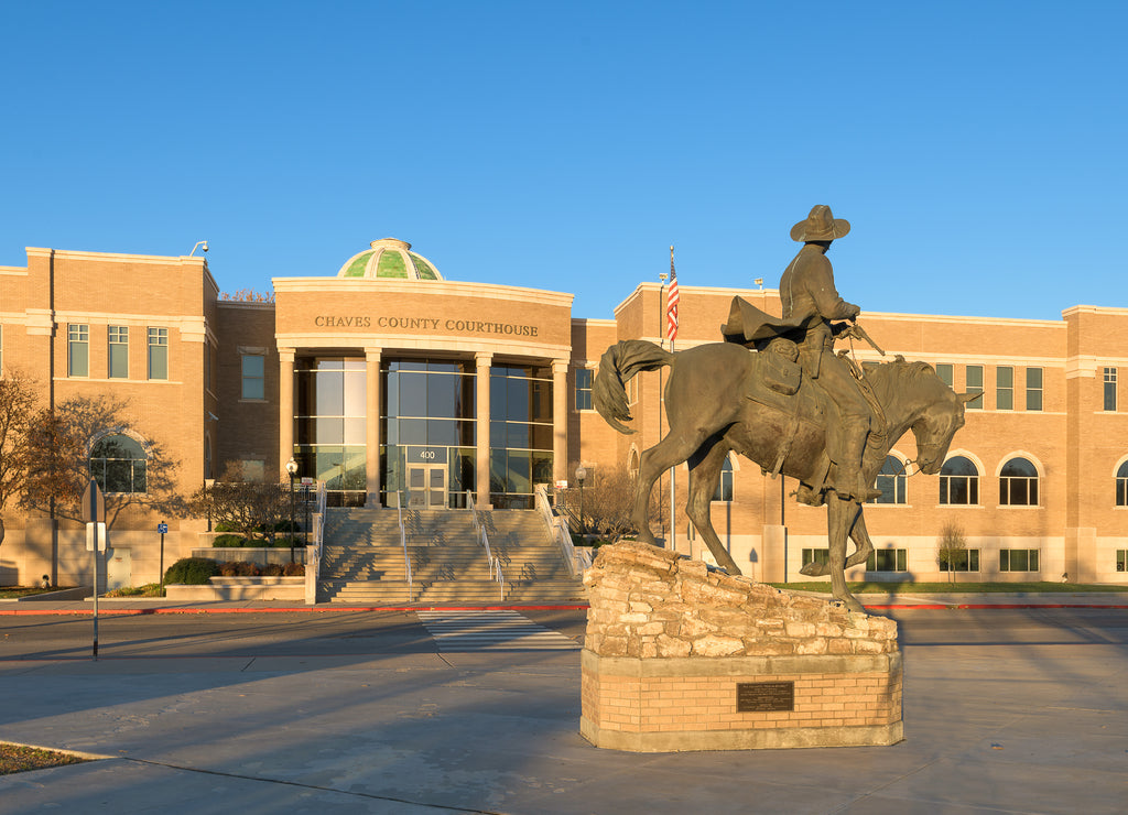 Chaves County Courthouse in downtown Roswell, New Mexico