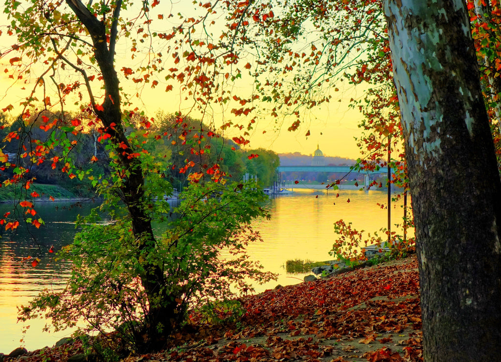 Kanawha River, Charleston West Virginia in the fall. Shot in Daniel Boone Park