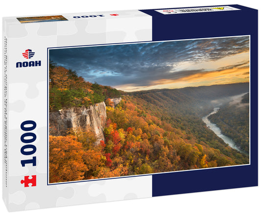 New River Gorge, West Virgnia, USA autumn morning lanscape at the Endless Wall