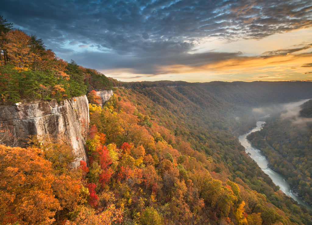 New River Gorge, West Virgnia, USA autumn morning lanscape at the Endless Wall
