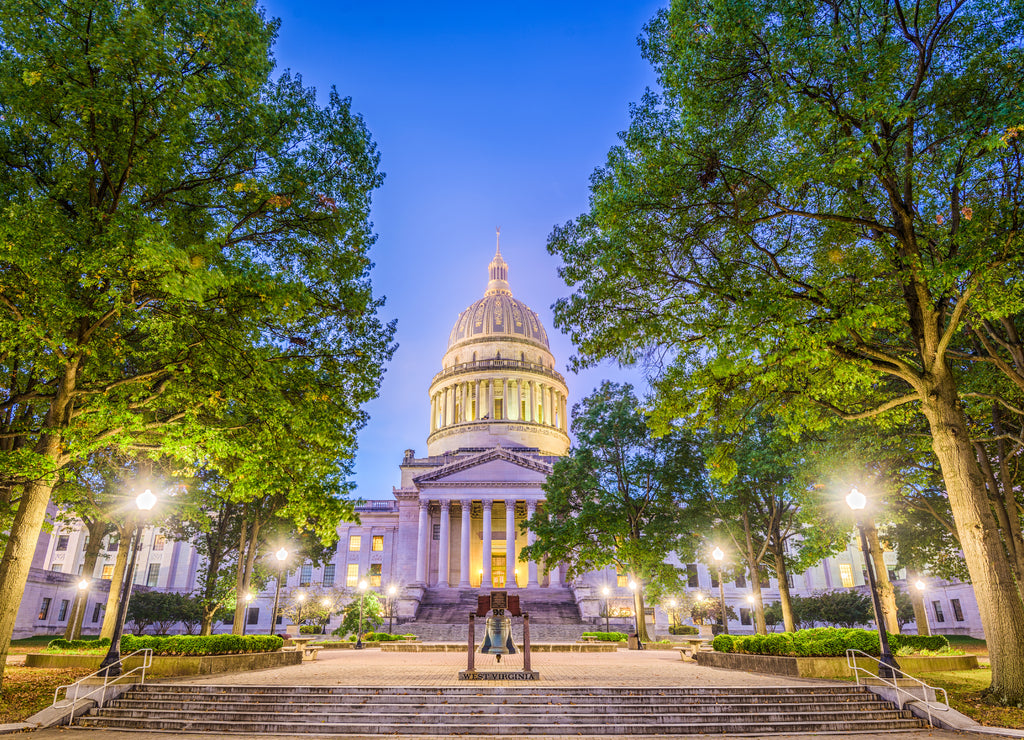 West Virginia State Capitol in Charleston, West Virginia, USA