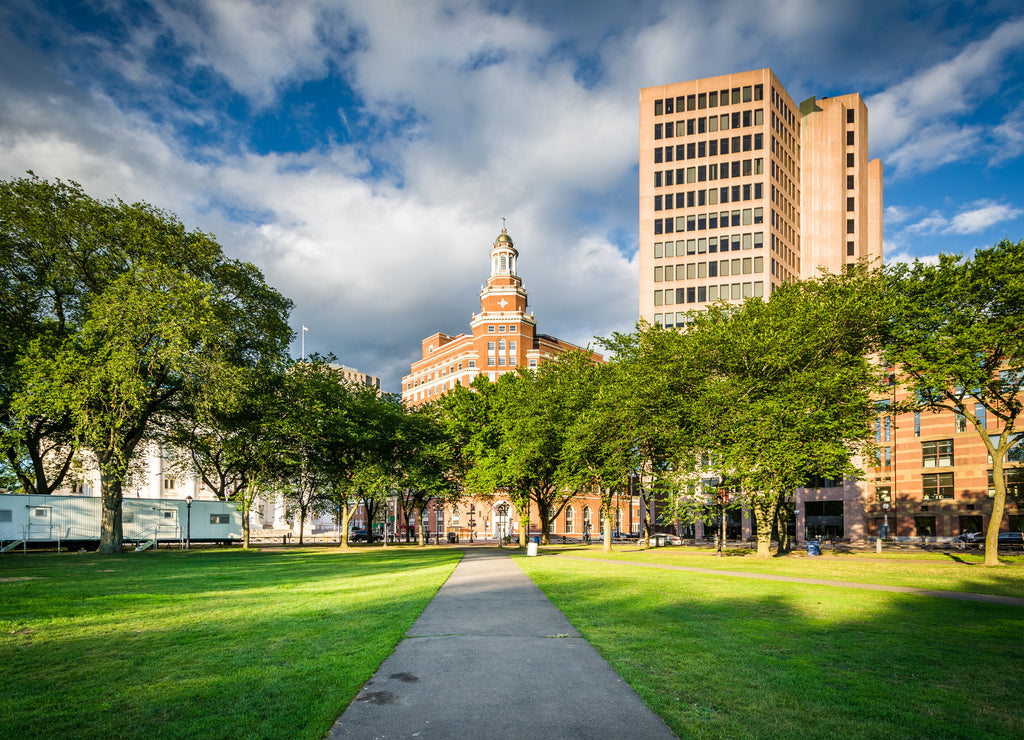 Walkways at the New Haven Green and buildings in downtown, Connecticut