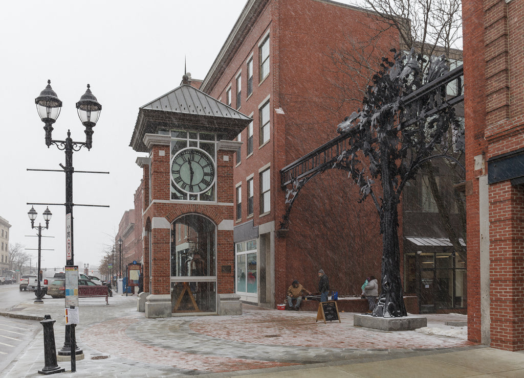 Concord, New Hampshire: Clock on Main street. Street view of city in New Hampshire, USA