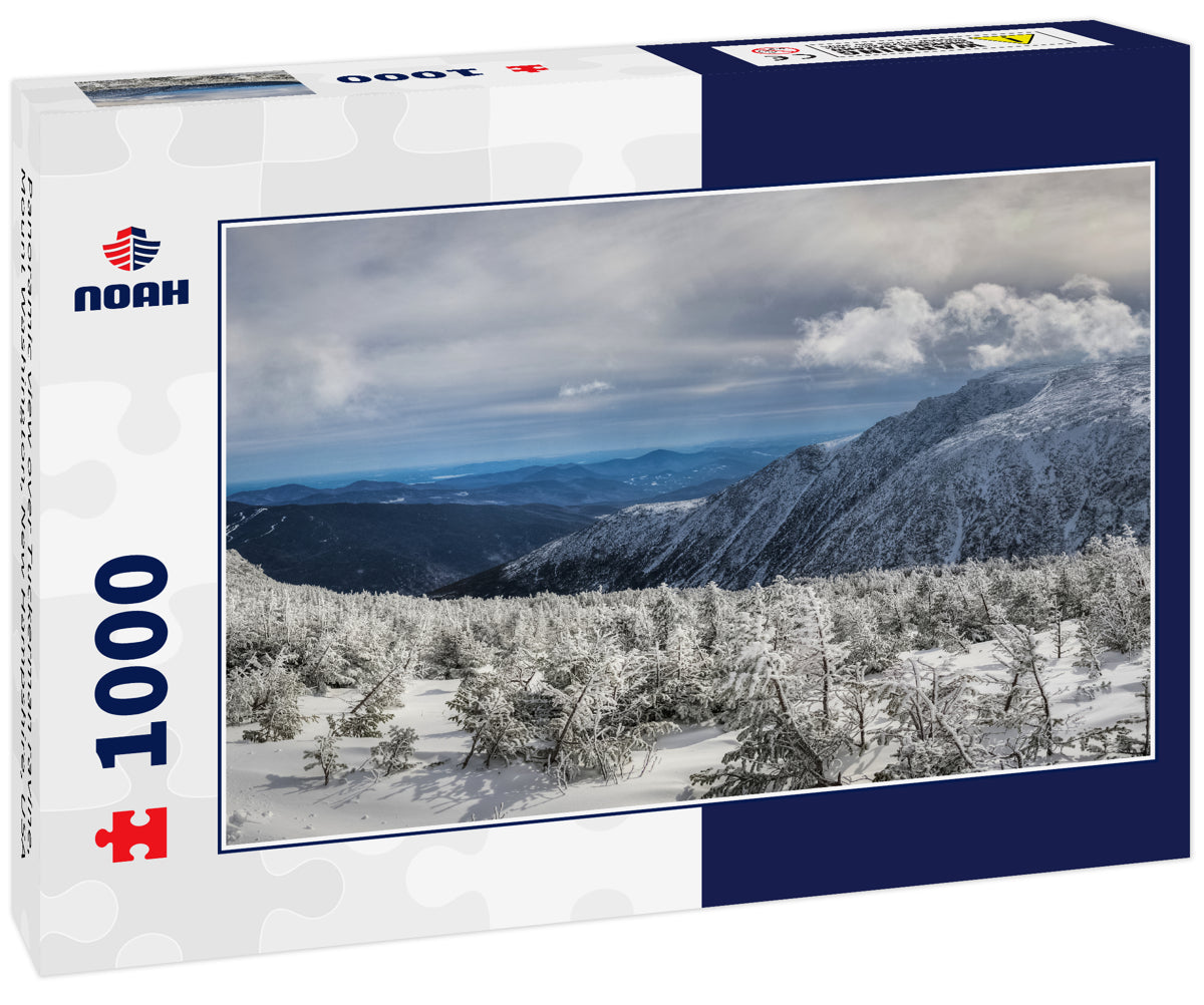 Panoramic view over Tuckerman ravine, Mount Washington, New Hampshire, USA