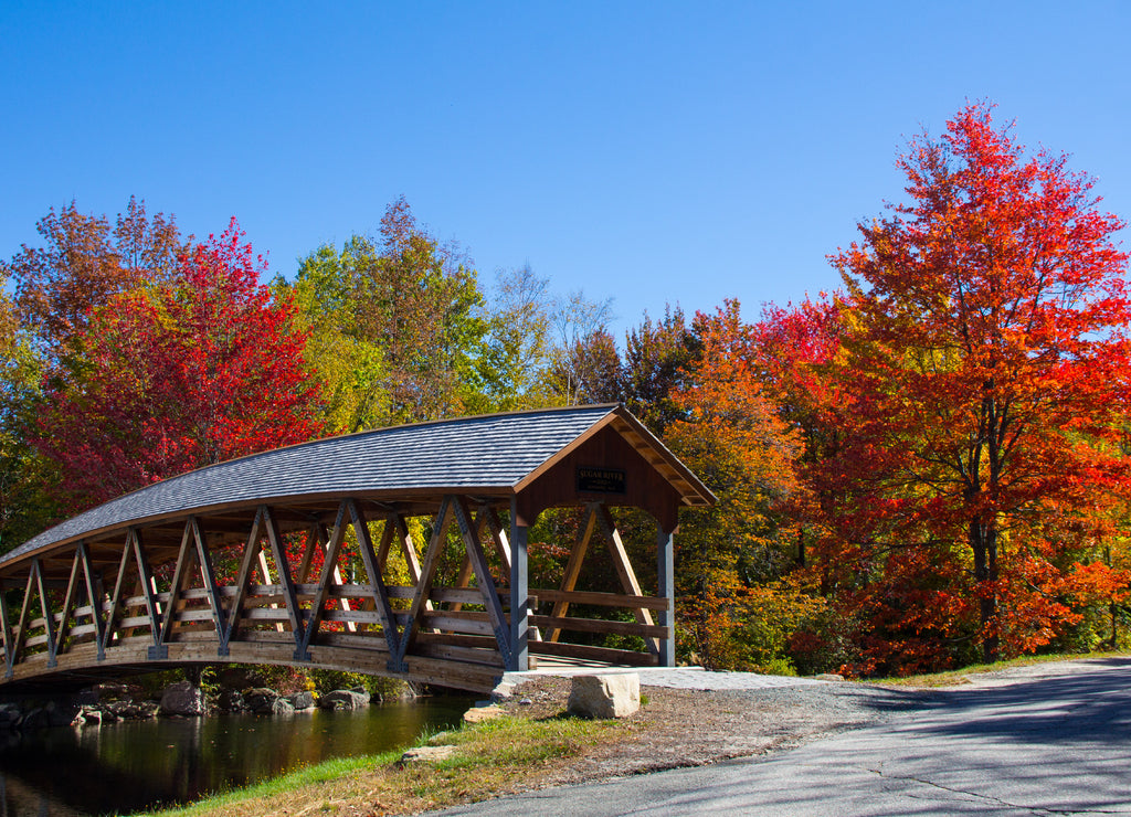 Fall colors in Sunapee, New Hampshire