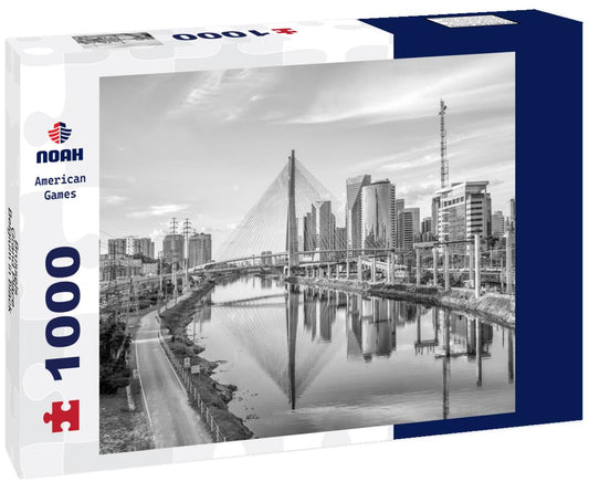 Noah Jigsaw Puzzle Brussels - Grand Place, Belgium in black white 1000 pieces