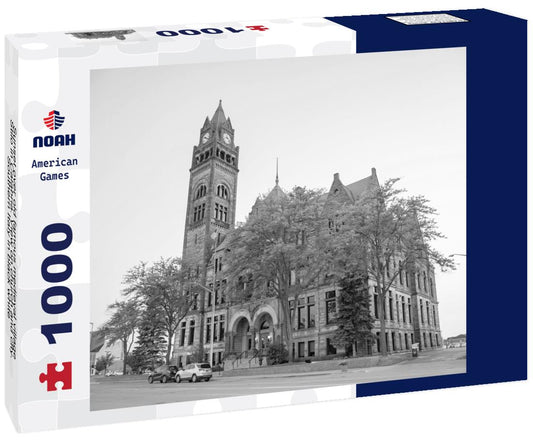 Noah Jigsaw Puzzle Sunset over old famous medieval village Stilo in Calabria. View on church and city. Southern Italy in black white 1000 pieces