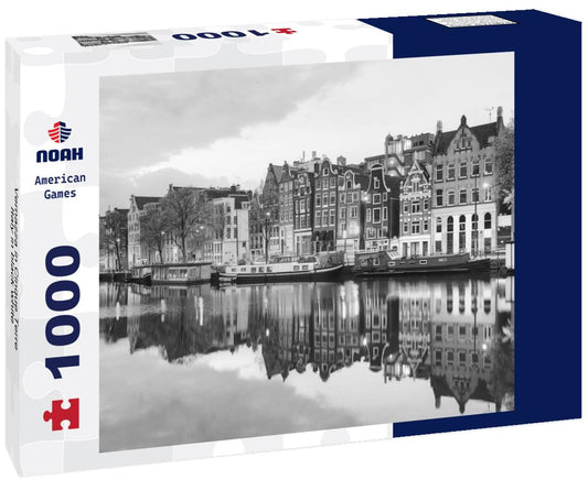 Noah Jigsaw Puzzle Vernazza in Cinque Terre, Italy in black white 1000 pieces