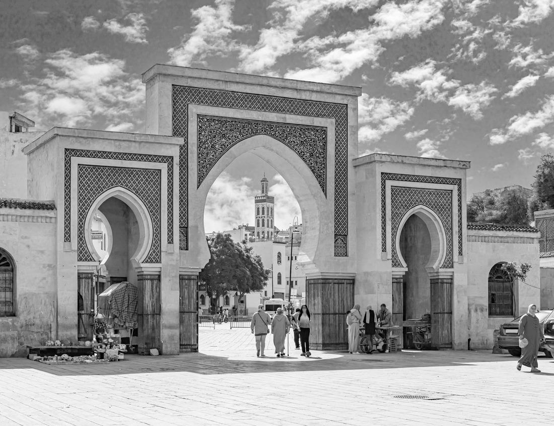 Noah Jigsaw Puzzle Architectural details of the church San Giuseppe. Historic center built in the late baroque style. Ragusa, Sicily, Italy in black white 1000 pieces