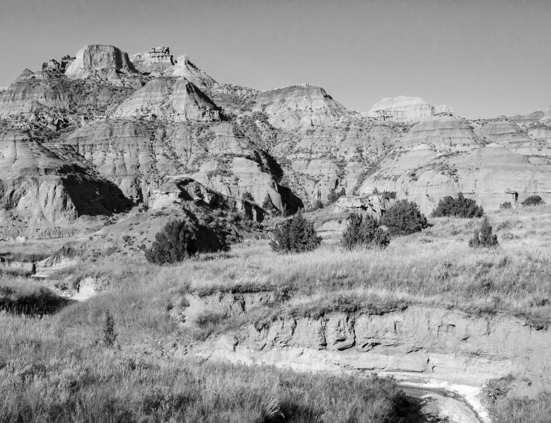 Noah Jigsaw Puzzle Berlin cityscape with Berlin Cathedral and TV tower, Germany in black white 1000 pieces