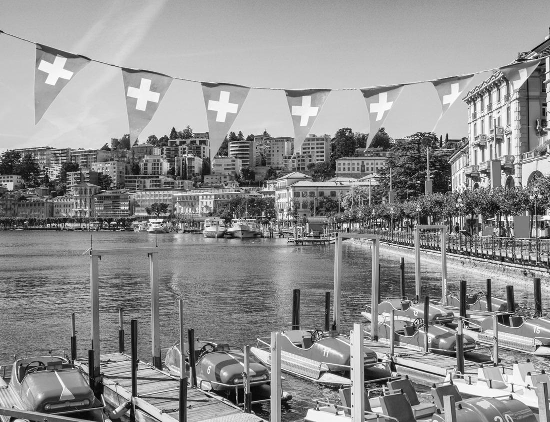Noah Jigsaw Puzzle Denver, Colorado, USA downtown city skyline at dawn in black white 1000 pieces