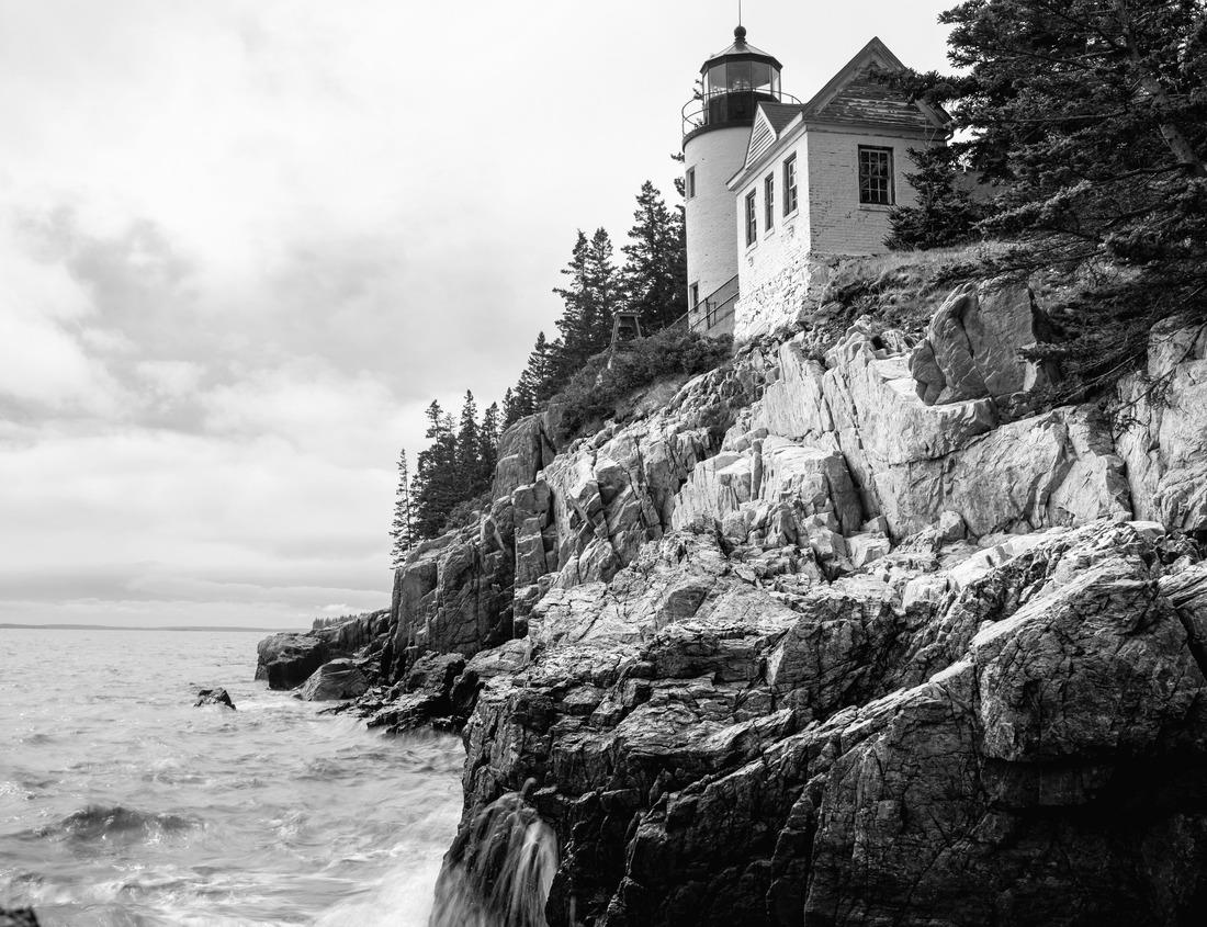 Noah Jigsaw Puzzle A Medium Long Exposure Shot of Downtown Rural Red Wing, Minnesota during a Summer Twilight in black white 1000 pieces