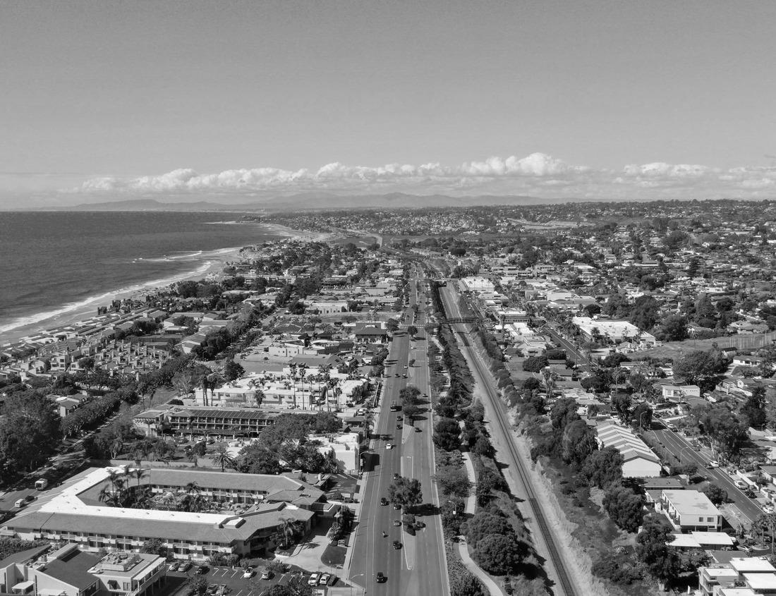 Noah Jigsaw Puzzle Drone aircraft view of downtown Mobile Alabama AL Skyline in black white 1000 pieces
