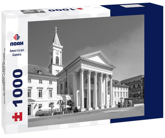 Noah Jigsaw Puzzle Sunset at Plaza Independencia, Montevideo, Uruguay in black white 1000 pieces