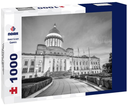 Noah Jigsaw Puzzle Villa d'Este, Cernobbio, Lake Como, Italy in black white 1000 pieces