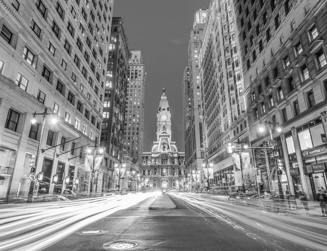 Noah Jigsaw Puzzle Hamburg Speicherstadt panorama at night in black white 1000 pieces