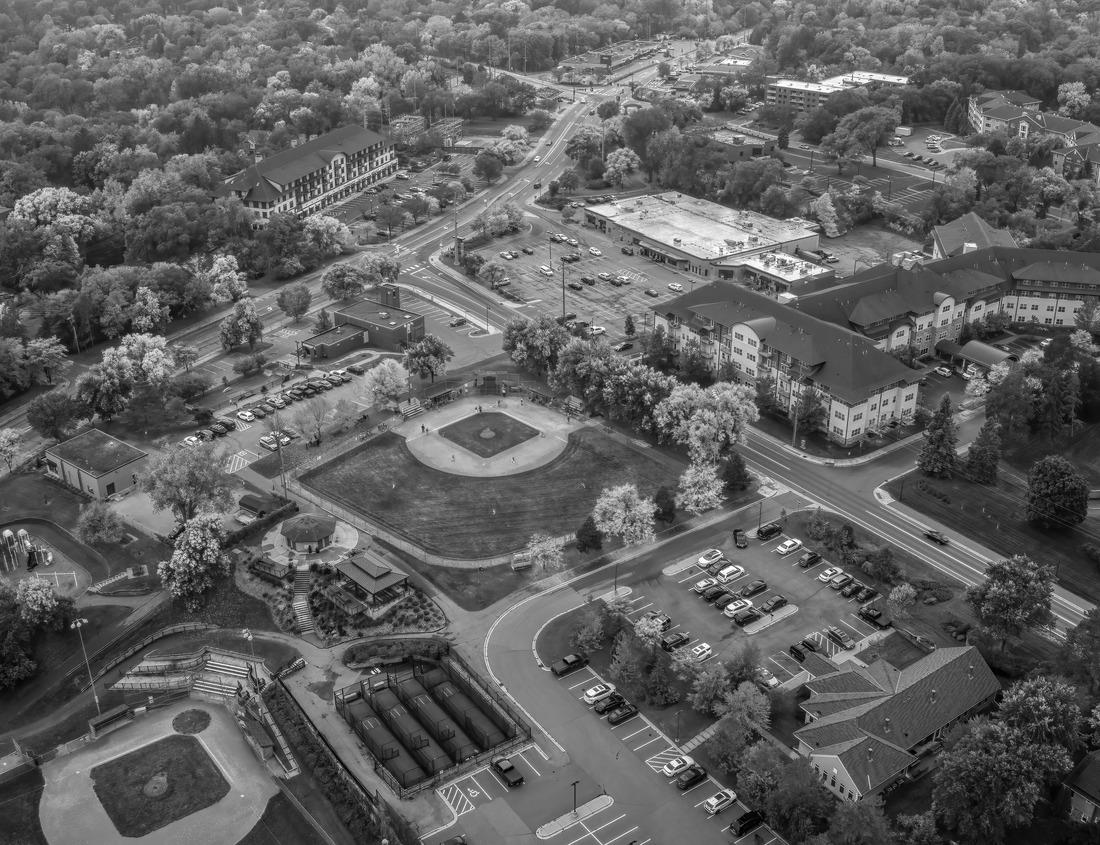 Noah Jigsaw Puzzle A traditional tuareg village of Niger in the road of Niamey to Agadez in black white 1000 pieces