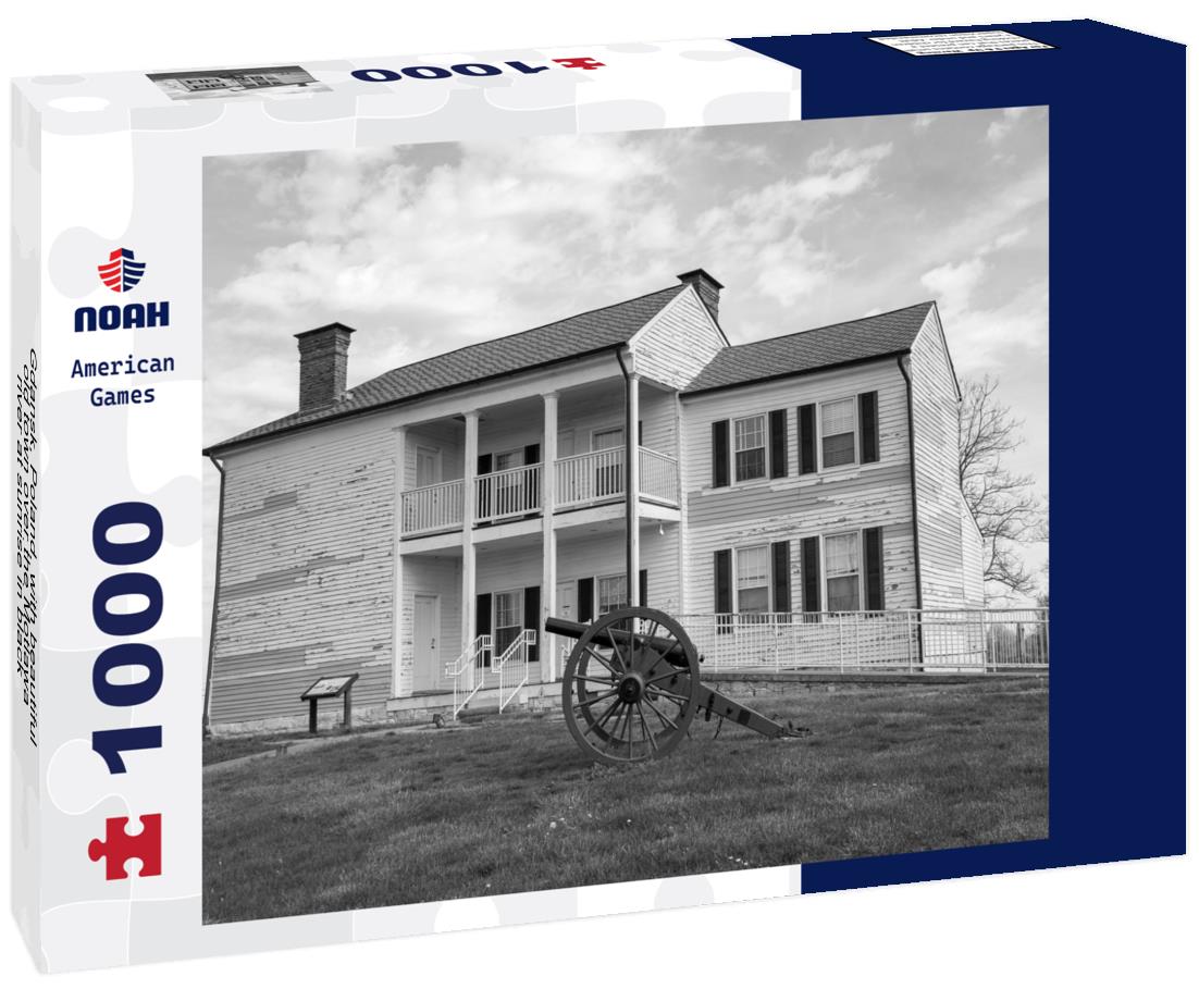 Noah Jigsaw Puzzle Gdansk, Poland, with beautiful old town over the Motlawa river at sunrise in black white 1000 pieces