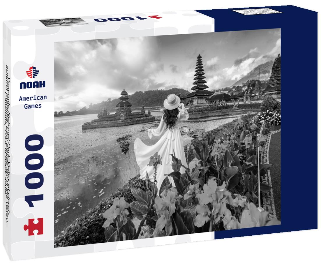 Noah Jigsaw Puzzle Yosemite National Park Valley at cloudy autumn morning. Low clouds lay in the valley. California, USA in black white 1000 pieces