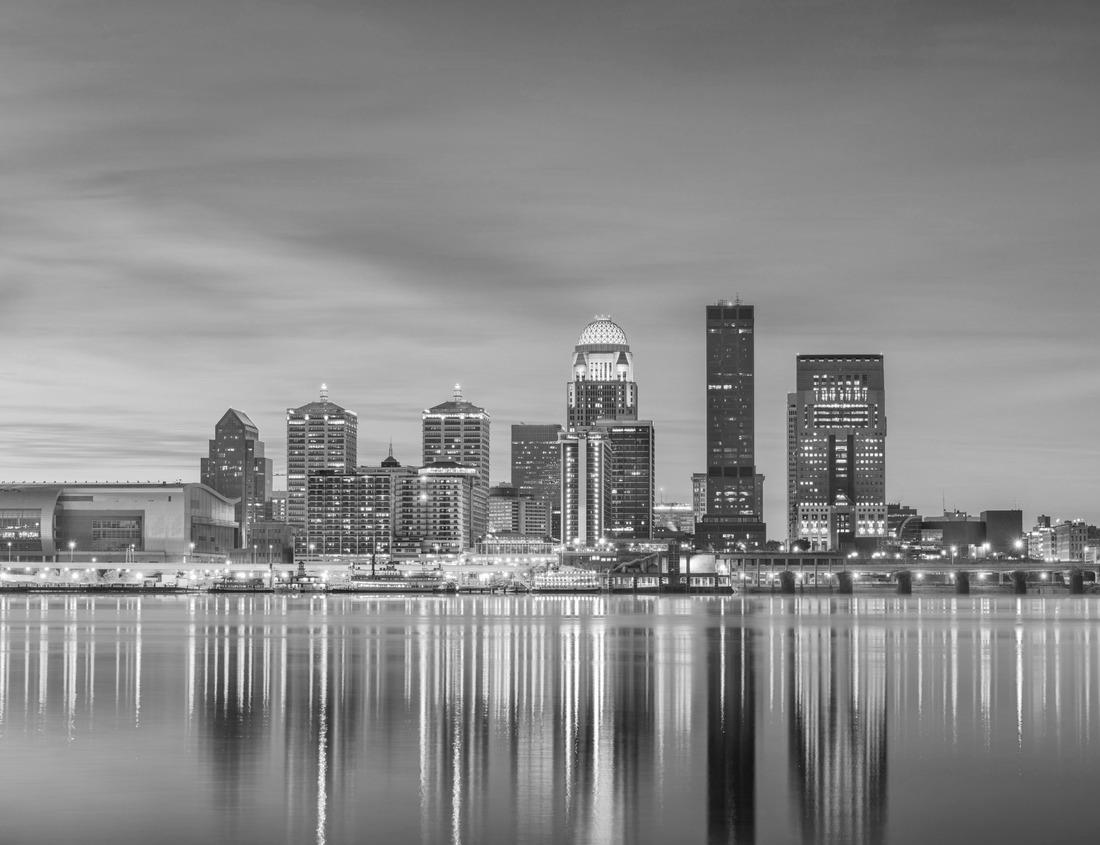 Noah Jigsaw Puzzle Long Beach, California, USA skyline at night in black white 1000 pieces