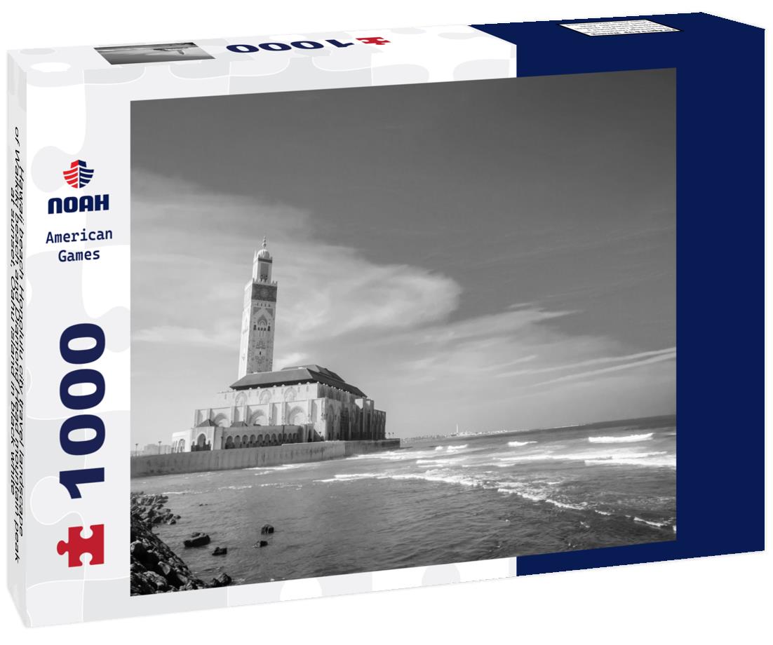 Noah Jigsaw Puzzle Hawaii beach Honolulu city travel landscape of Waikiki beach and Diamond Head mountain peak at sunset, Oahu island in black white 1000 pieces