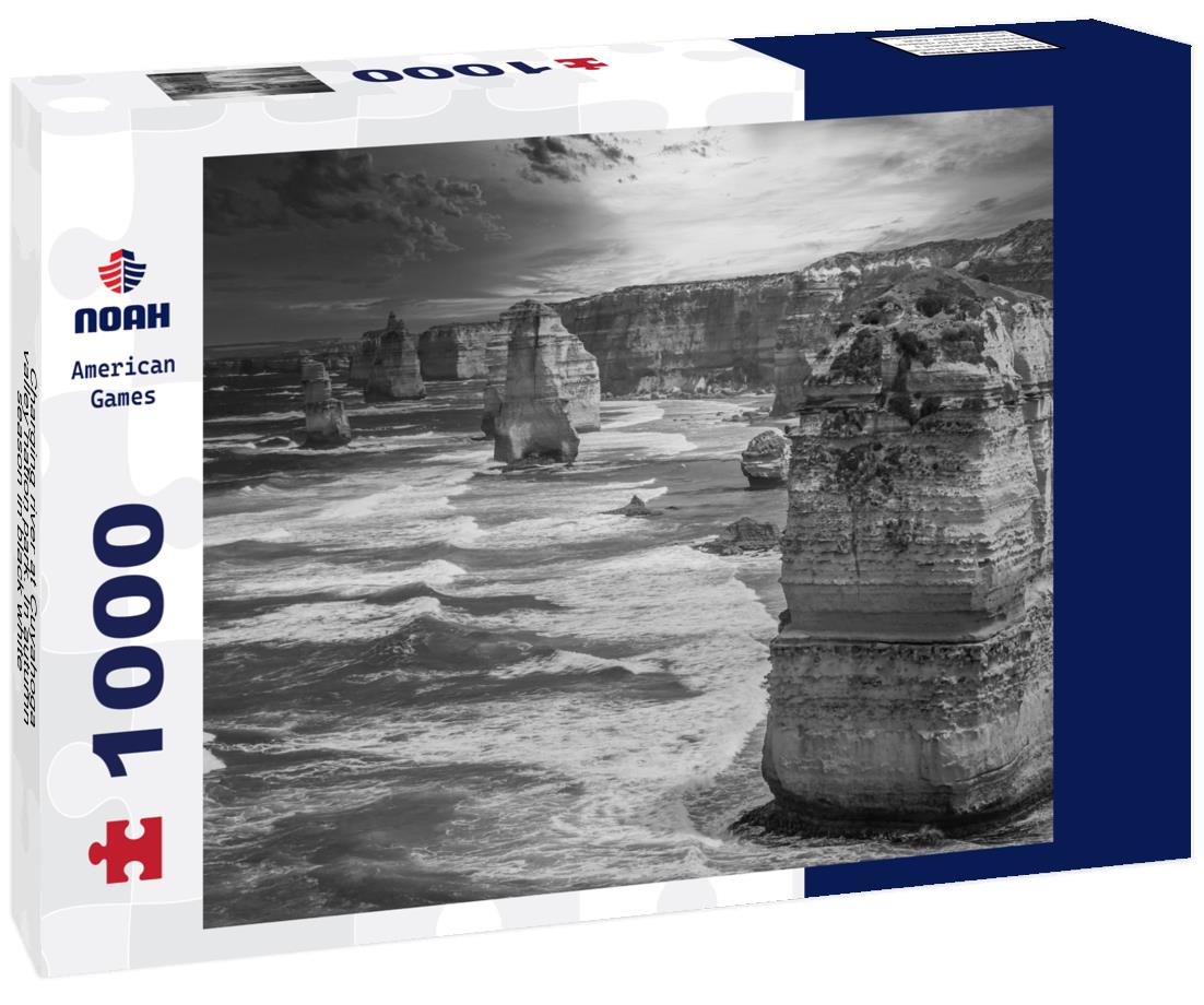 Noah Jigsaw Puzzle Charging river at Cuyahoga valley nation park. In autumn season in black white 1000 pieces