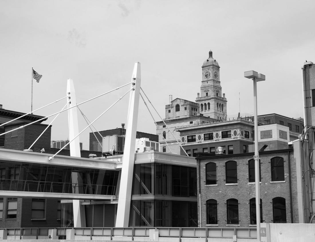 Noah Jigsaw Puzzle Memphis, Tennessee, USA Downtown Skyline Aerial in black white 1000 pieces