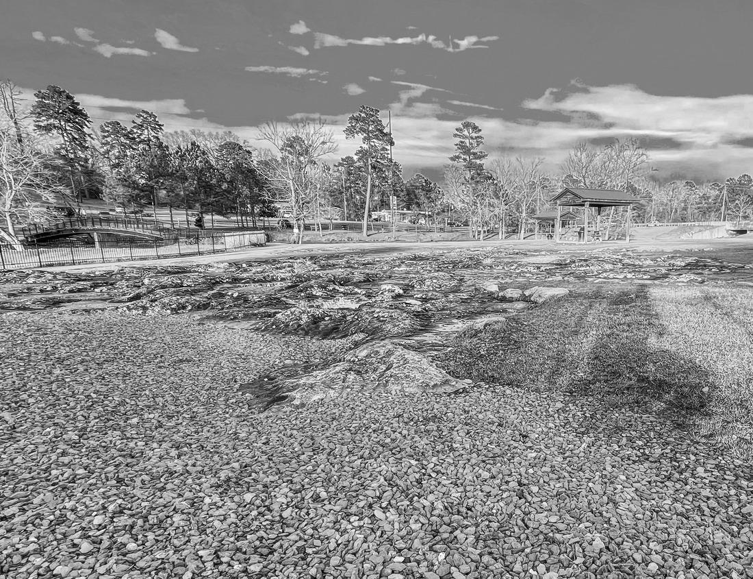 Noah Jigsaw Puzzle Mause river with Jambes bridge and Citadel of Namur fortress on the hill, Namur, Wallonia, Belgium in black white 1000 pieces