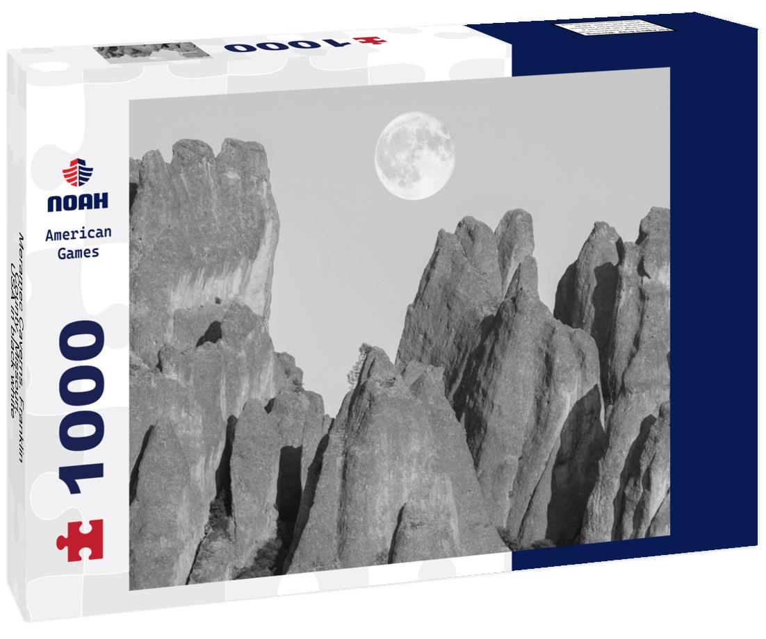 Noah Jigsaw Puzzle Meramec Caverns. Franklin County. Missouri. USA in black white 1000 pieces