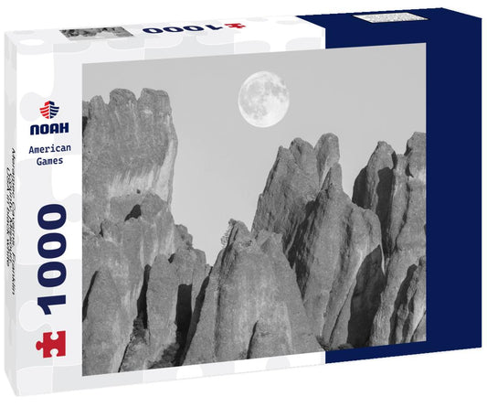 Noah Jigsaw Puzzle Meramec Caverns. Franklin County. Missouri. USA in black white 1000 pieces