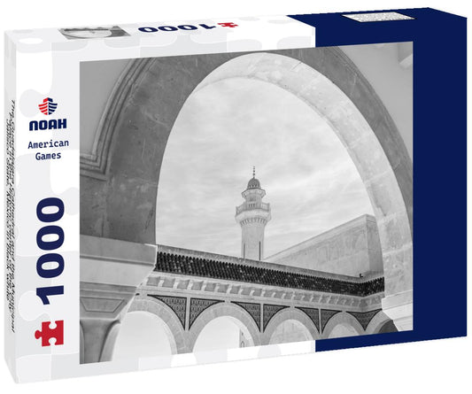 Noah Jigsaw Puzzle Minaret of the mausoleum in Monastir, Tunisia. in black white 1000 pieces