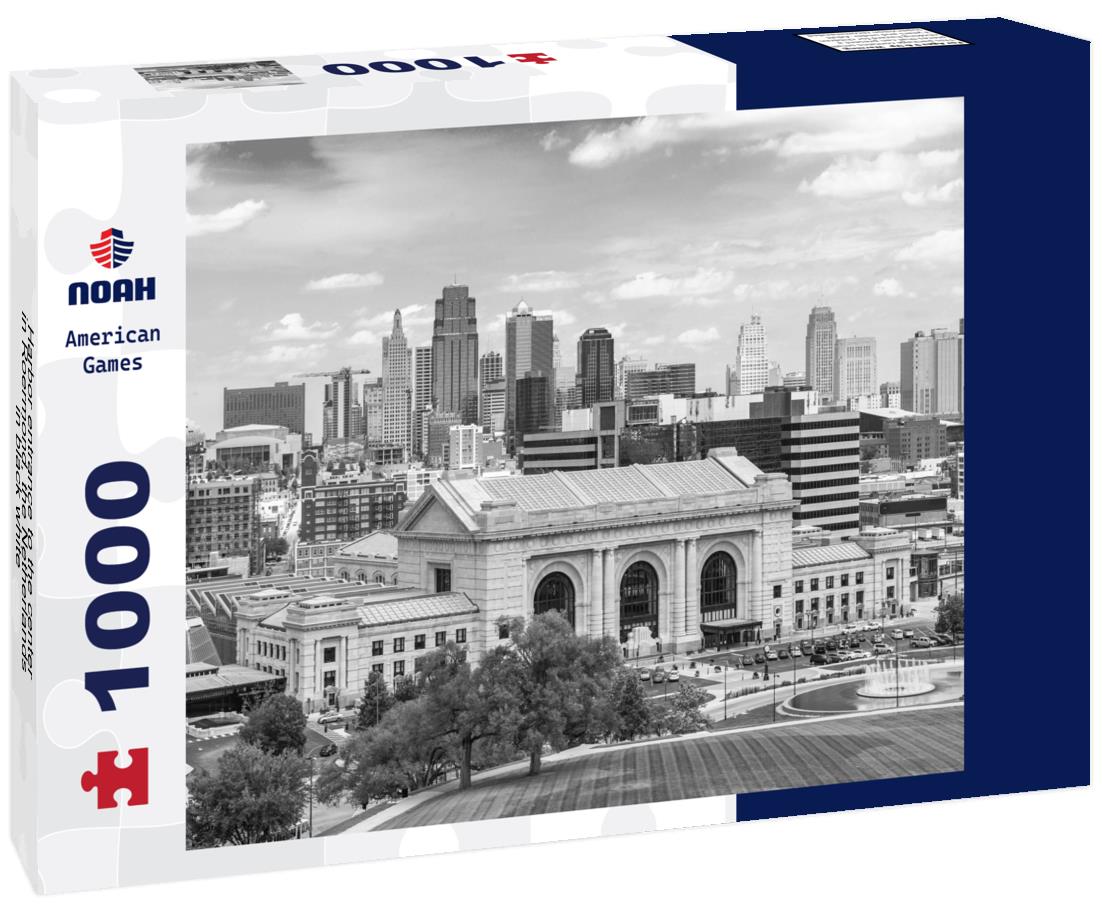 Noah Jigsaw Puzzle Harbor entrance to the center in Roermond, the Netherlands in black white 1000 pieces