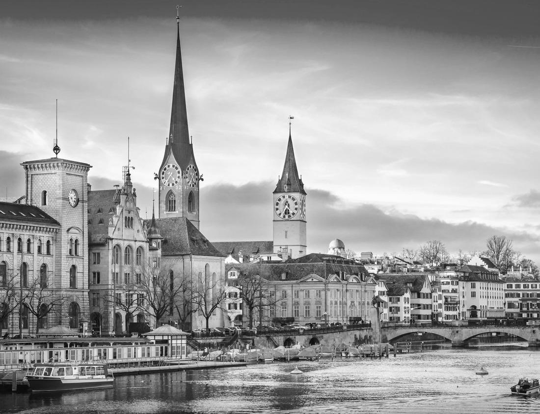 Noah Jigsaw Puzzle Berkeley Landmark from Drone in the Evening in black white 1000 pieces