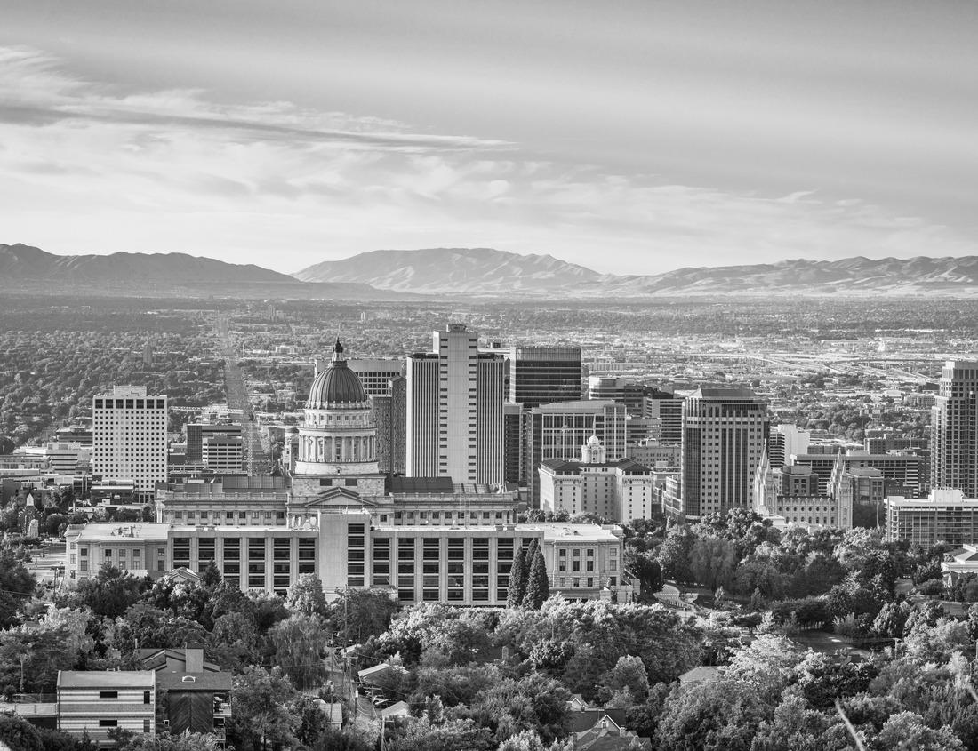 Noah Jigsaw Puzzle Downtown city skyline of Salt Lake City, Utah, USA, captured at dawn. in black white 1000 pieces