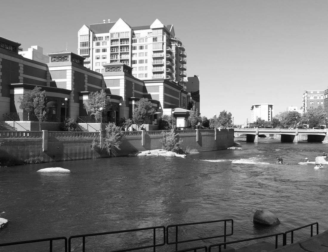 Noah Jigsaw Puzzle Glendale Downtown in black white 1000 pieces