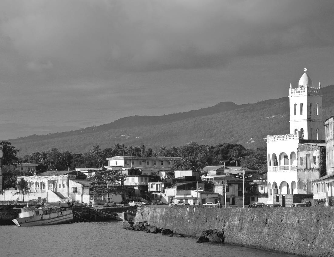 Noah Jigsaw Puzzle Beautiful morning panorama of colorful houses in the old town of Bosa, Sardinia. Location: City of Bosa, Province of Oristano, Italy in black white 1000 pieces