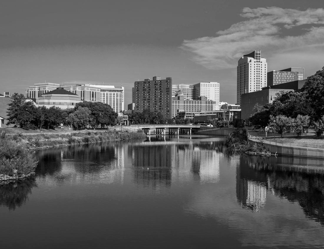 Noah Jigsaw Puzzle Downtown city view of Boston Massachusetts looking of the riverfront harbor from Fan Pier Park in black white 1000 pieces